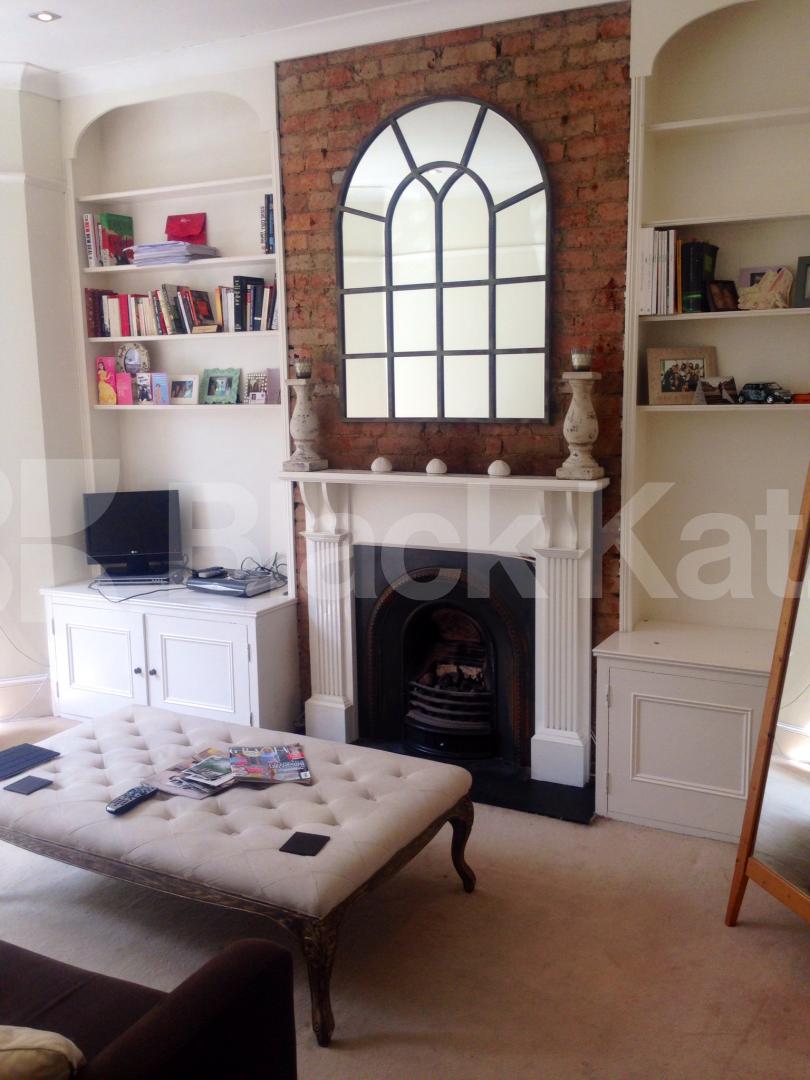 			LET , 2 Bedroom, 1 bath, 1 reception Apartment			 Gauden Road, Clapham North 